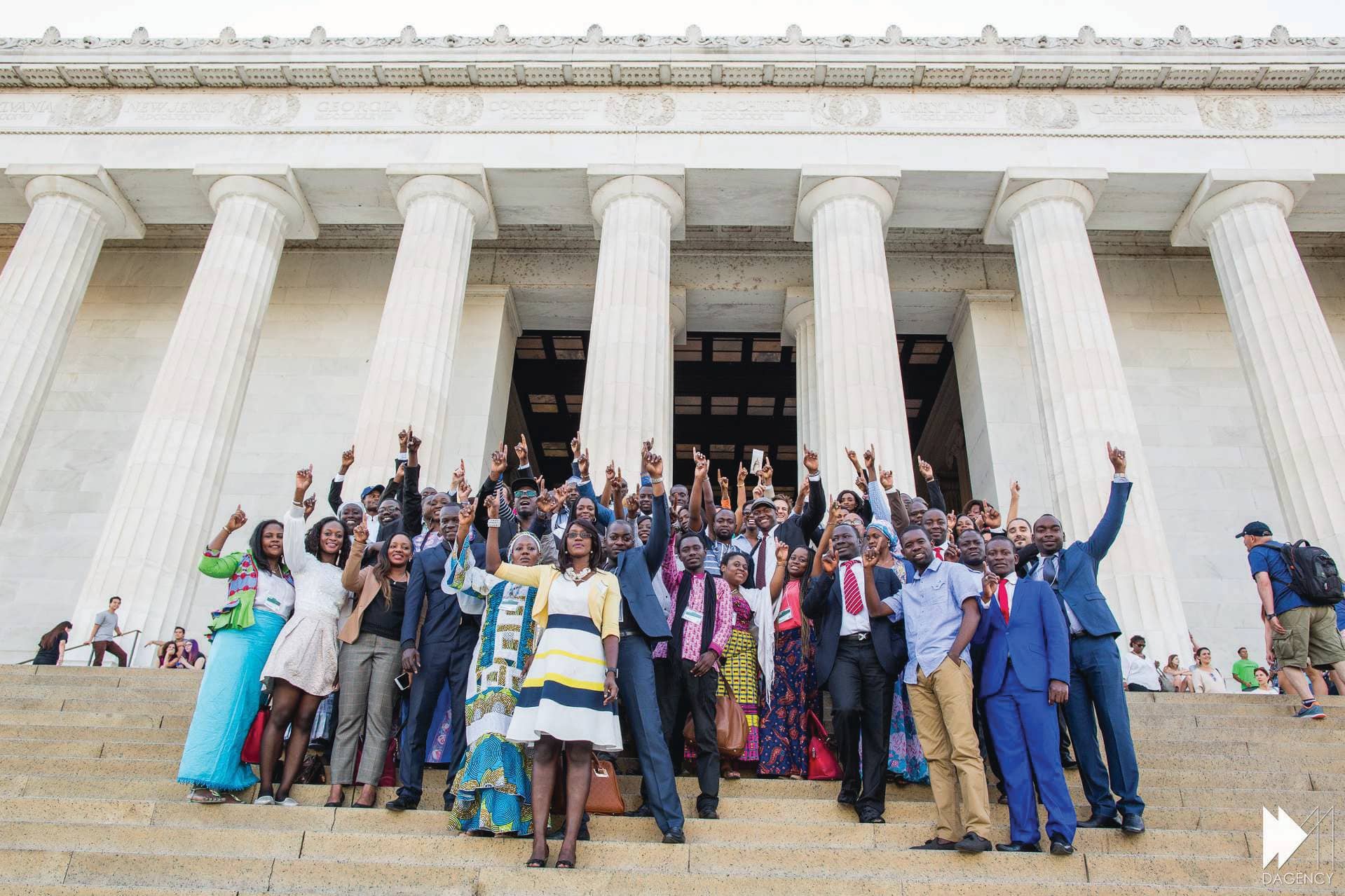 Programme annuel de leadership mondial Give1Project - Automne